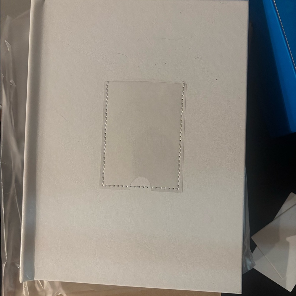 White Faux Leather Photo Album for Polaroid Pictures 128 Pockets NWT - Picture 7 of 7